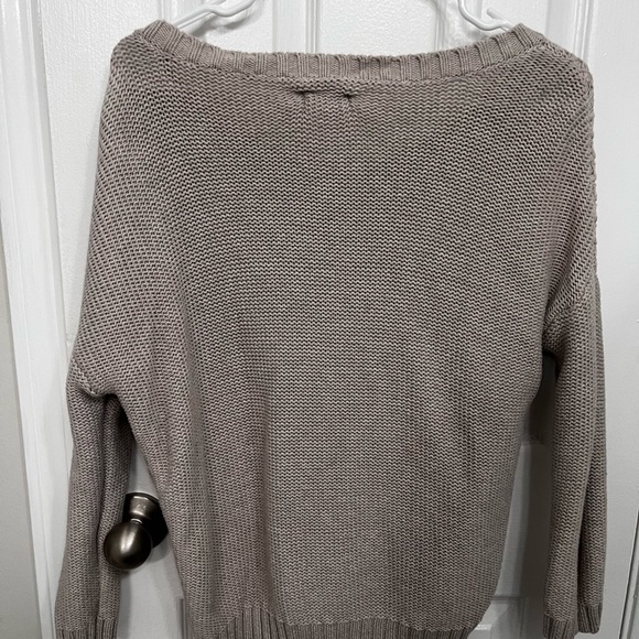 American eagle sweater - Picture 3 of 3